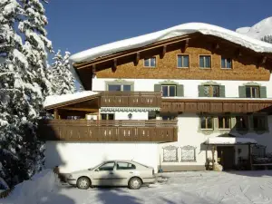 Hotel Pension Alpenrose