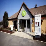 Campanile Evry Est - Saint Germain les Corbeil Hotels in Saint-Pierre-du-Perray