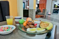 بست ويسترن بلس ذا فور كورنرز إن - فطور