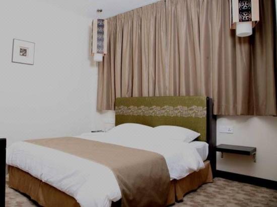 Royal Guest House Room Reviews Photos Kota Bharu 2021 Deals Price Trip Com