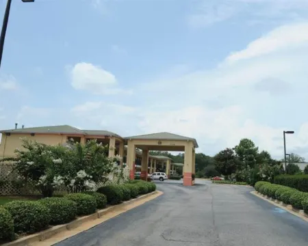 Motel 6 Albany, GA Hotels in Dougherty County