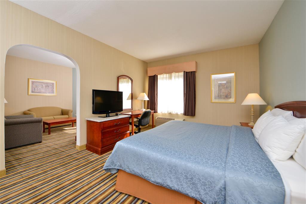 Best Western Plus New England Inn & Suites