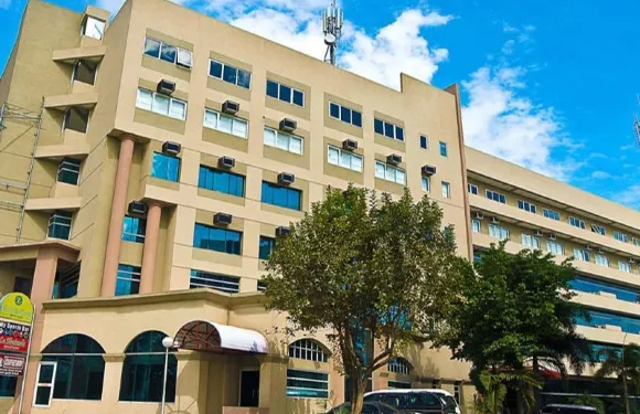 羅莎站喜利多酒店