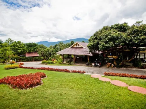 Touch Star Resort - Doi Inthanon Hotels in Amphoe Chom Thong
