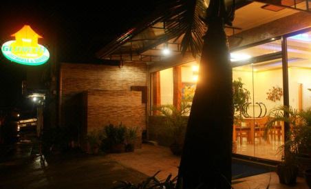 Gloreto Guest House and Dormitel - Housity