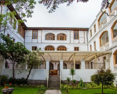 ビアヘロ・キト・ホステル キトのホテル