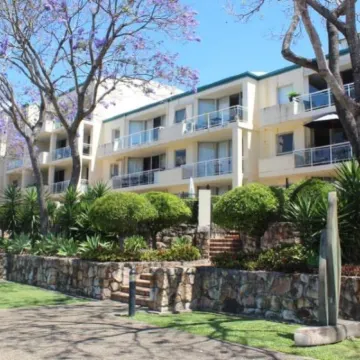 Bridgewater Terraces Hotels near Story Bridge