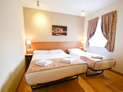 Kings Cross Inn Hotel Отели рядом с достопримечательностью «Кингс-Кросс»