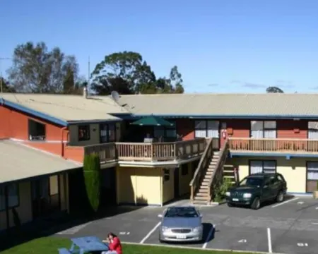 奧哈庫庭院汽車旅館 奧阿庫尼酒店