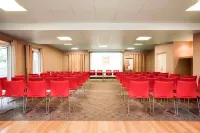 Ibis Budget Senlis Hotels in Chamant