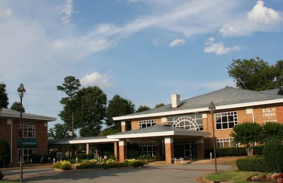 其爾恩溪旅館度假村