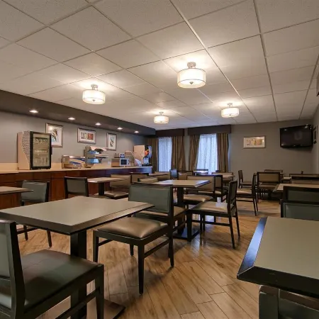 Best Western Plus Coldwater Hotel