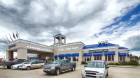 Best Western High Road Inn - parkir