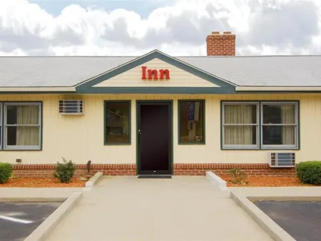 Quiet Corner Inn Отели в г. Плейнфилд