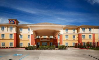 Best Western Plus Magee Inn and Suites