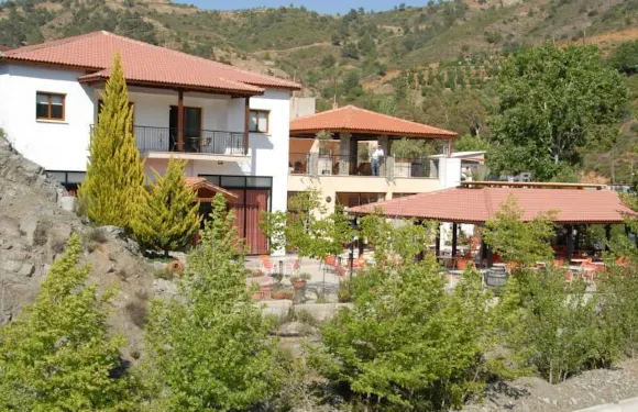 翁格瑞套房酒店