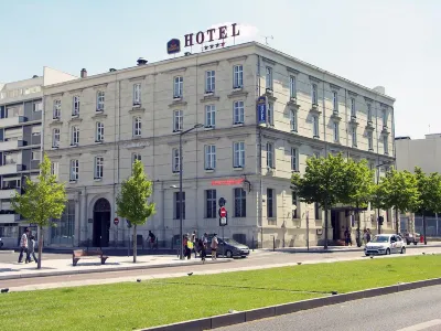 Oceania Hôtel d'Anjou Angers Hôtels à proximité de la Gare d'Angers Saint-Laud