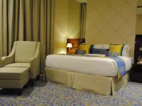 فندق رافيز سنتر بوينت Hotels near برجمان مول