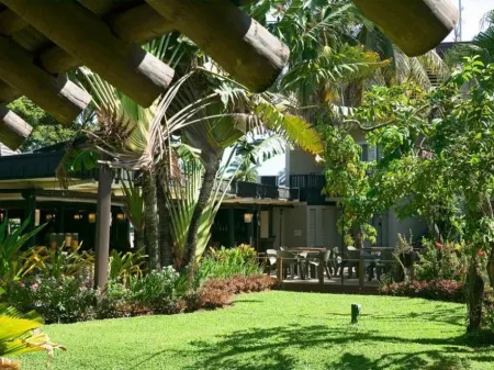Mercure Nadi