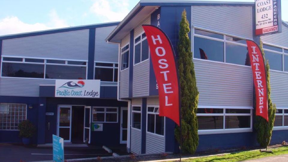 Pacific Coast Lodge and Backpackers