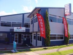 Pacific Coast Lodge and Backpackers