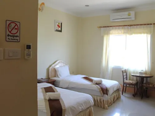 Phommala Hotel Hotels in Pakxé