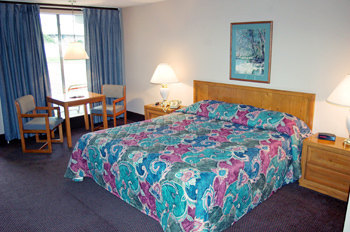 Days Inn by Wyndham Breezewood