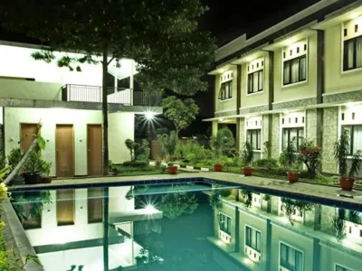 Gumilang Hotel Hotel dekat Curug Aren, Sentul Forest Club