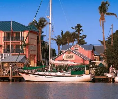 Tween Waters Island Resort & Spa