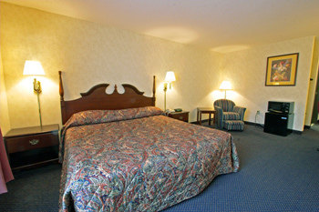 Countryside Inn and Suites