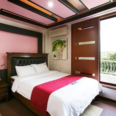 Tomonoya Ryokan Geoje Hotels near جرف سينسونداي