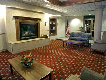 Norwood Inn & Suites Mankato