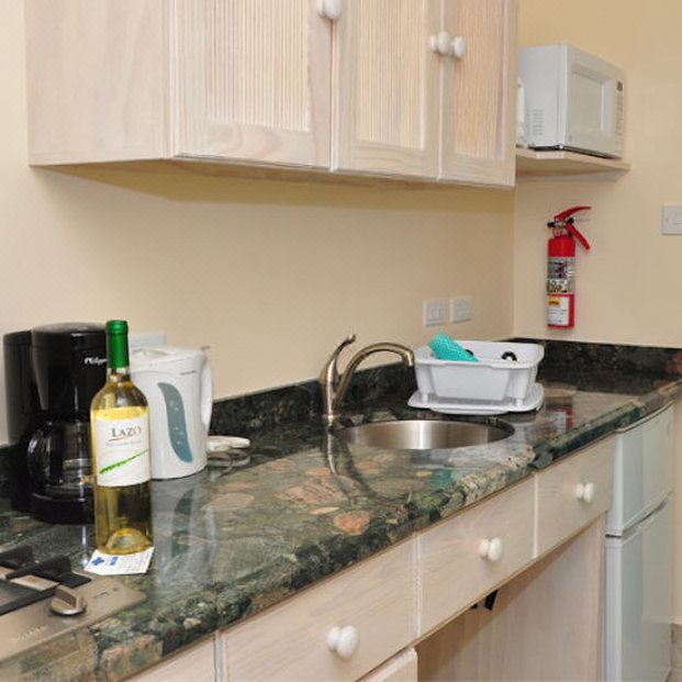 2. 로스트레버 호텔..