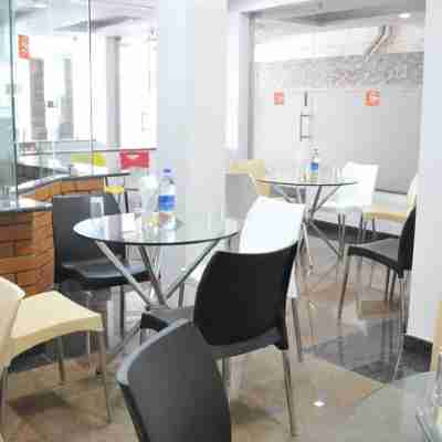 Hotel Sapthagiri Nest Dining/Meeting Rooms