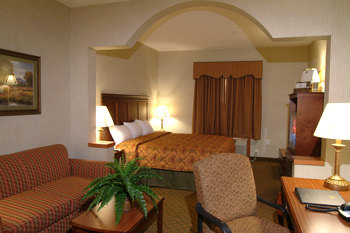 Best Western Plus Bradbury Inn and Suites