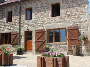 La Maison à côté de l'Église