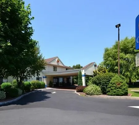 SureStay Plus by Best Western Reading North
