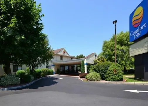 SureStay Plus by Best Western Reading North