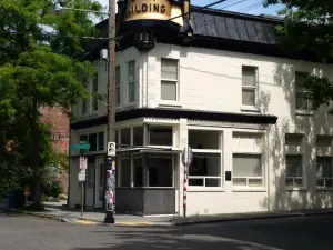 Hotel Ballard