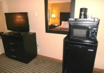 Quality Inn & Suites Lenexa Kansas City