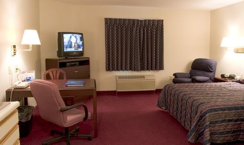 Sonesta Simply Suites Cleveland North Olmsted