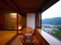 syuhoukaku-one-of-the-longest-stablished-hotel-in-yuwaku