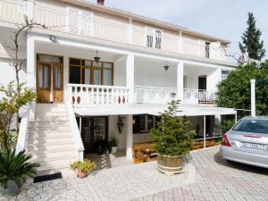 Apartments Villa Nikol