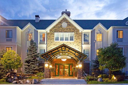 TOP Hotels Near Park Meadows Mall in Englewood (CO)