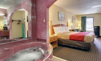 Quality Inn & Suites Clinton - Jackson West