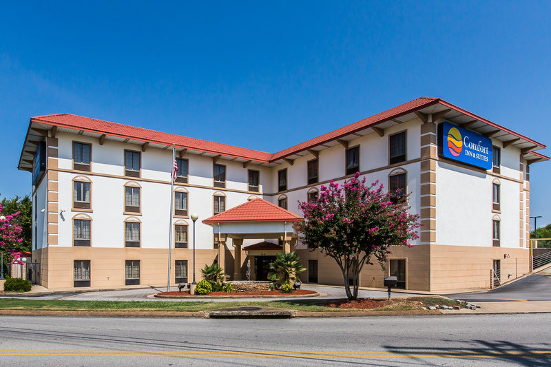 Comfort Inn & Suites Hamilton Place