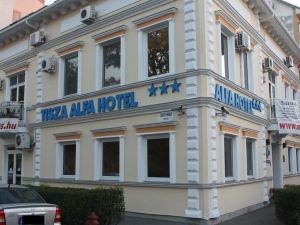 Tisza Alfa Hotel