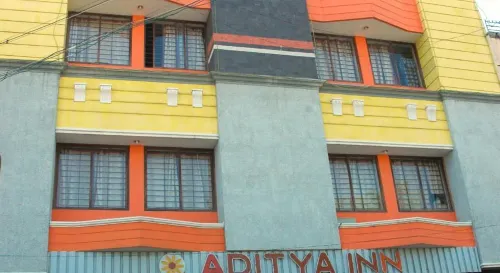 Aditya Inn - Hot Tub