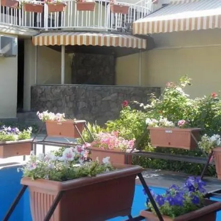 Capital Hotel