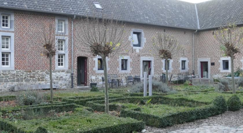 Apartments Cour d'Aix